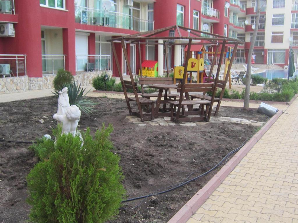 Global Ville Apartcomplex Sunny Beach Exterior photo