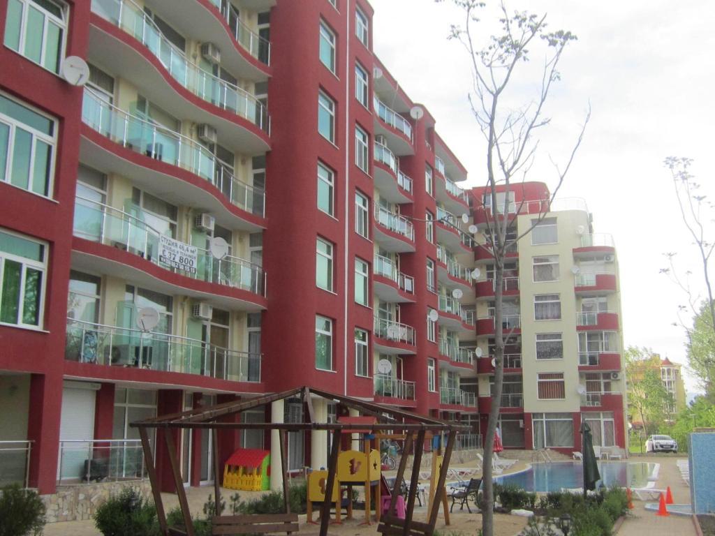 Global Ville Apartcomplex Sunny Beach Exterior photo